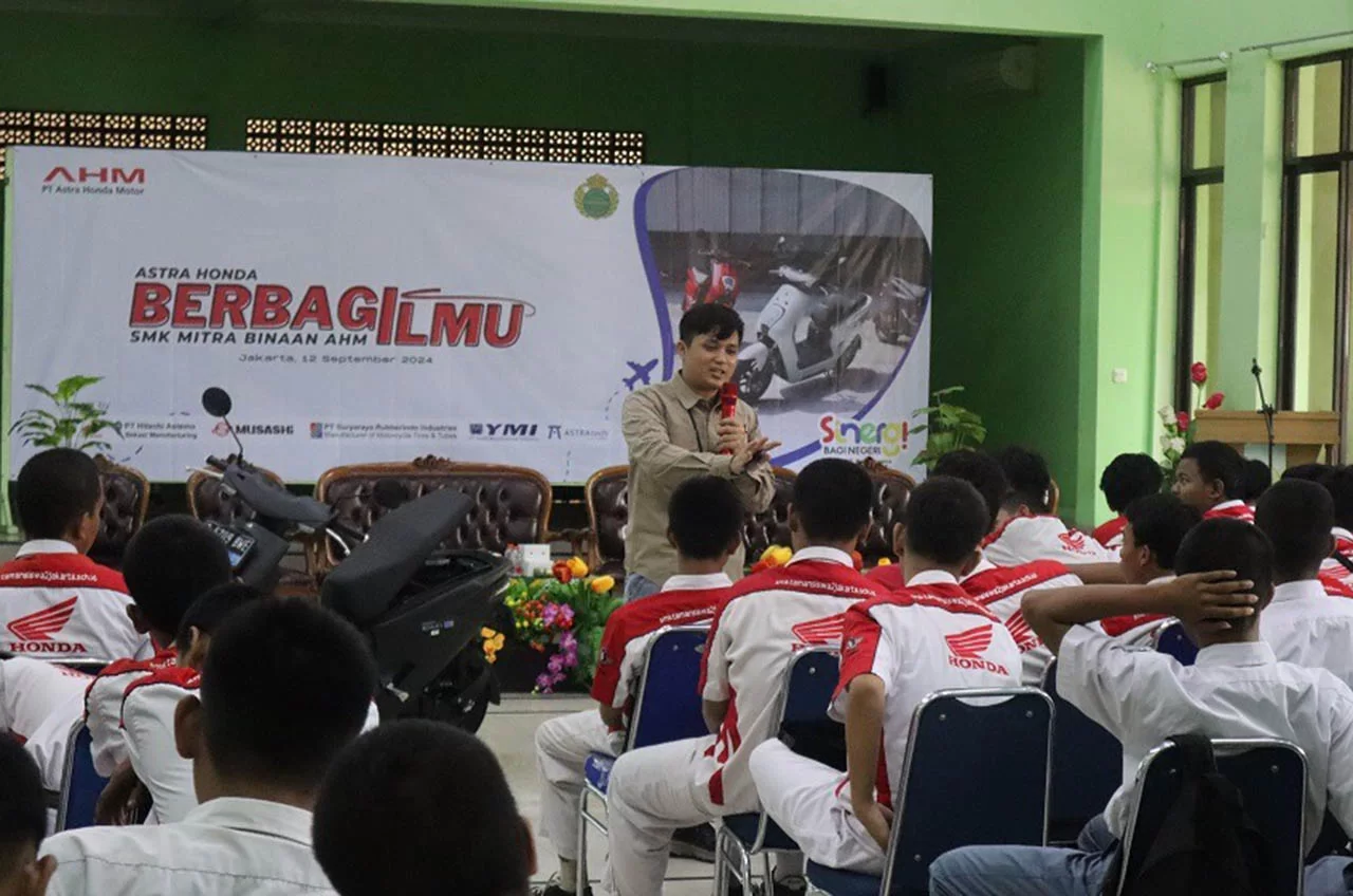 SMK Taman Siswa 2 Dapat Edukasi Motor Listrik Lewat Astra Honda Berbagi Ilmu (AHBI) 2024