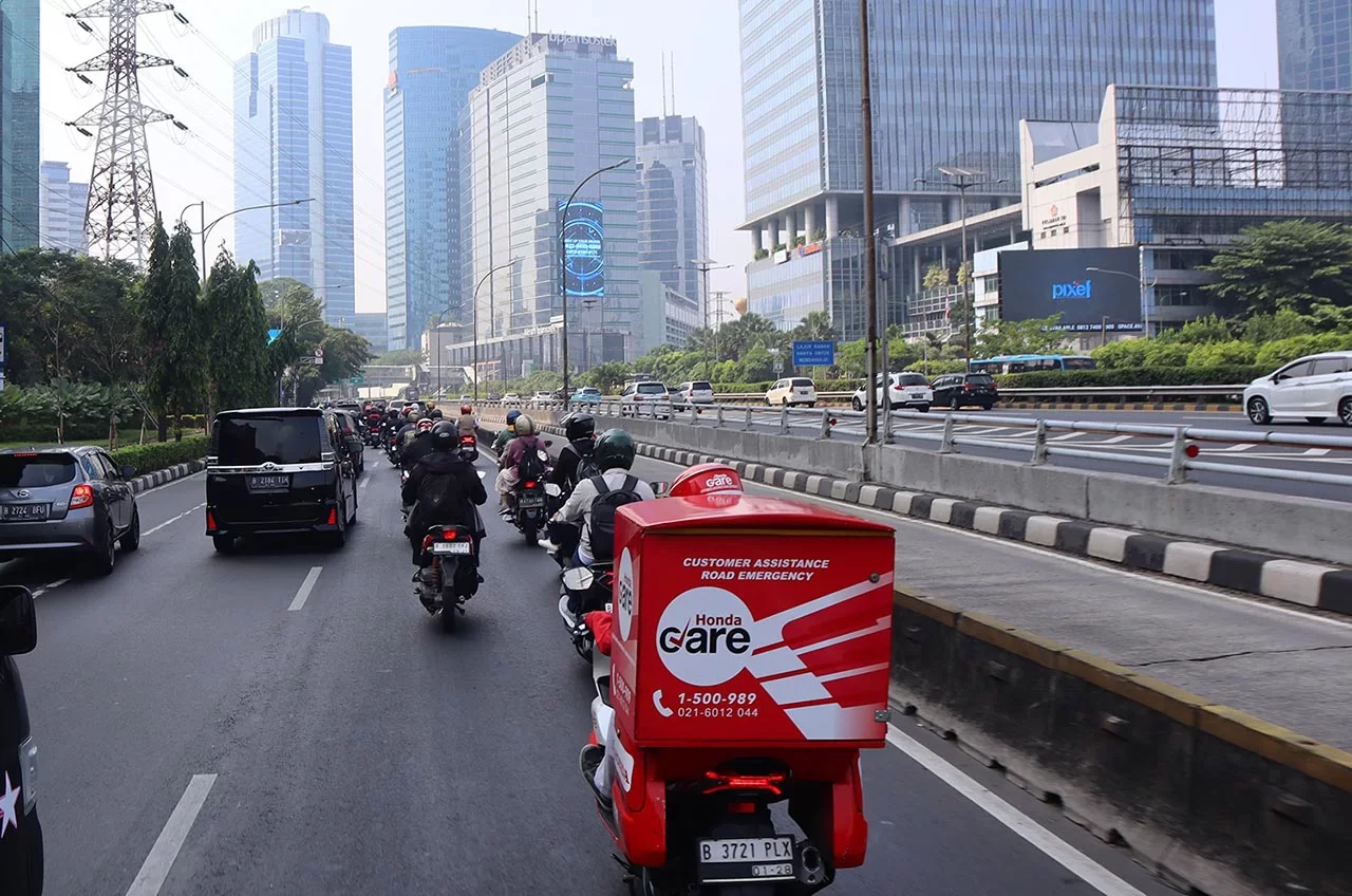 Pahami Etika Penggunaan Klakson #Cari_Aman Di Jalan Raya