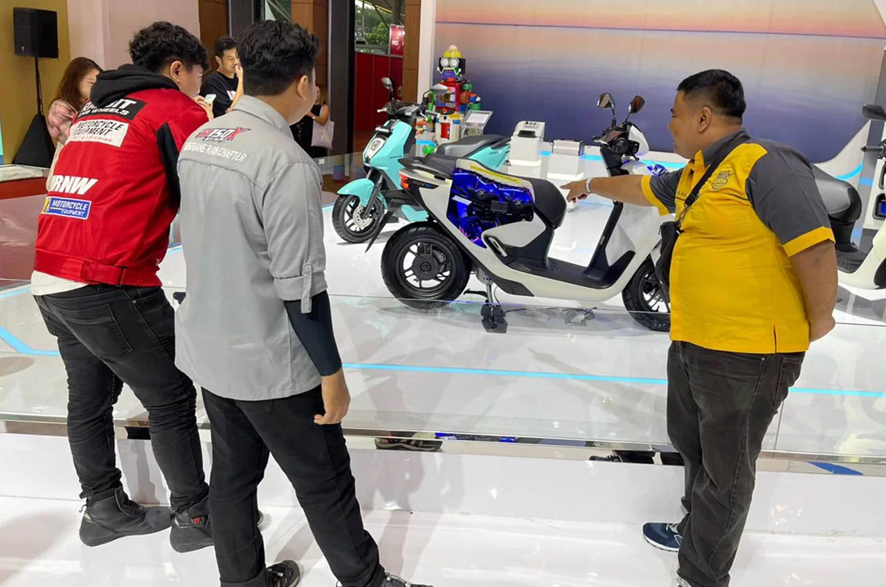 Puluhan Bikers Rolling City Ke IMOS 2024, Intip Megahnya Booth Honda Sambil Workshop Safety Riding