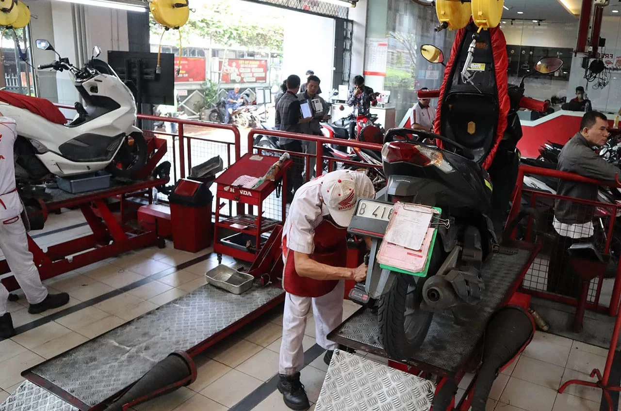 Akhir Tahun Ber-GETAR Di Jaringan AHASS Jakarta - Tangerang, Potongan Jasa Servis 15 Persen