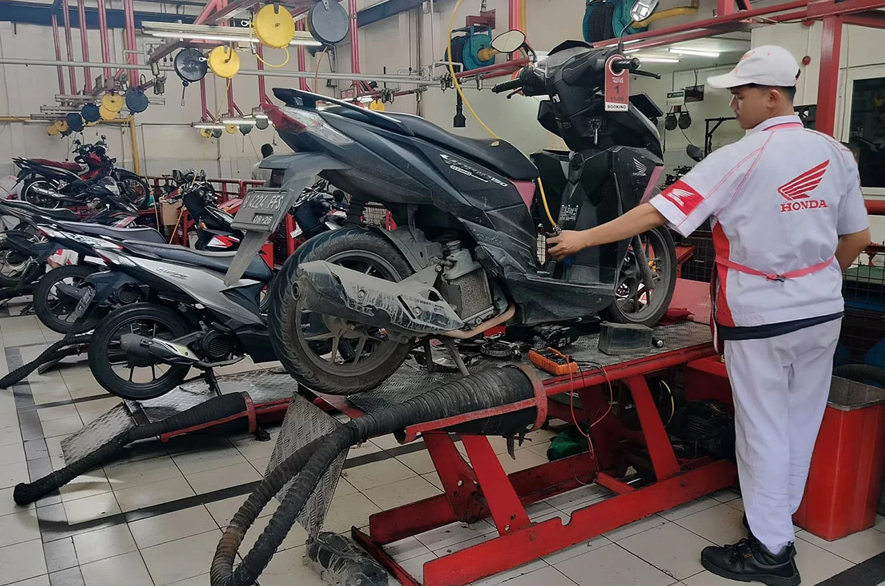 AHASS Jakarta - Tangerang Hadirkan Diskon Spesial Untuk Konsumen Wanita Pemilik Motor AT Honda